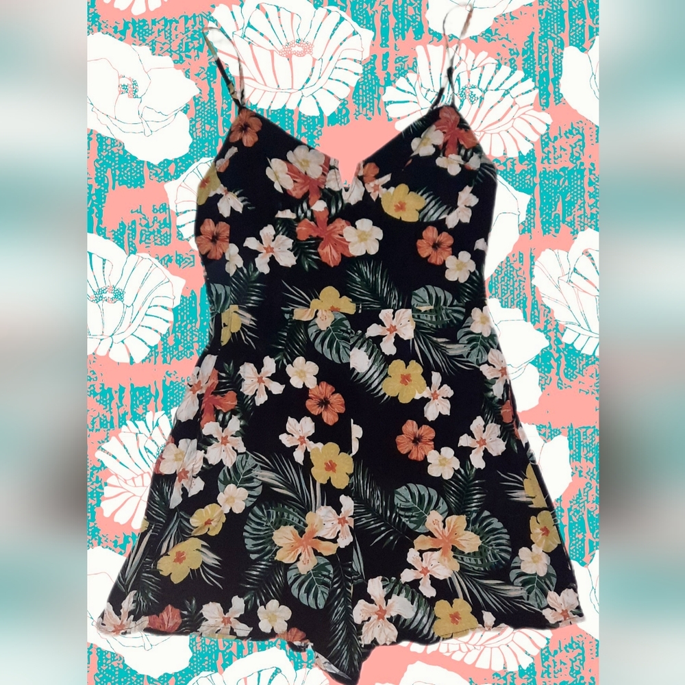 NWOT Black Floral Romper Medium